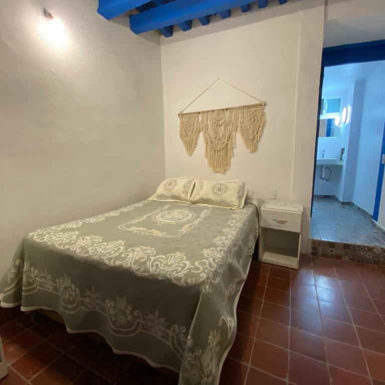 Alonso53 - Small Double Room - 2