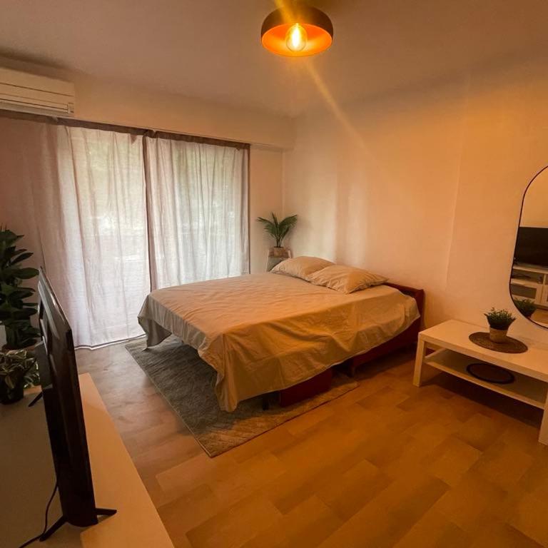 Joli Studio au centre de Juan les Pins - One-Bedroom Apartment - 7
