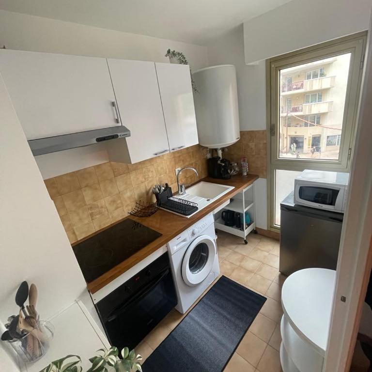 Joli Studio au centre de Juan les Pins - One-Bedroom Apartment - 6