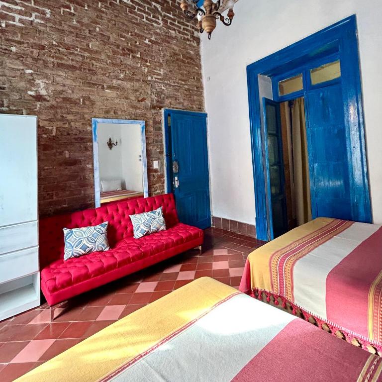 Alonso53 - Triple Room with Balcony - 8