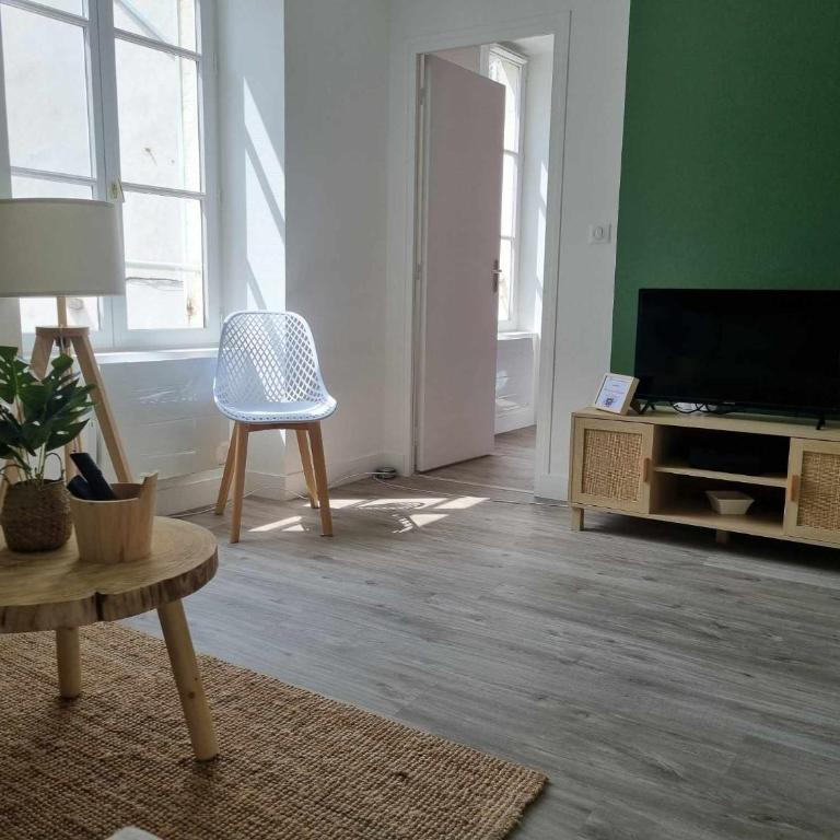 Appartement centre d'Orléans en bord de Loire - Apartment mit 1 Schlafzimmer - 23