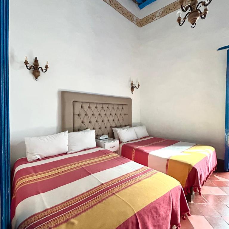 Alonso53 - Triple Room with Balcony - 5
