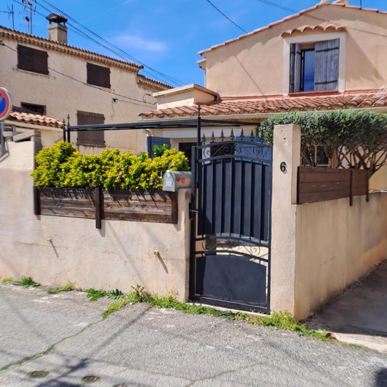 Maison de village - La Couronne - Maison 2 Chambres - 1