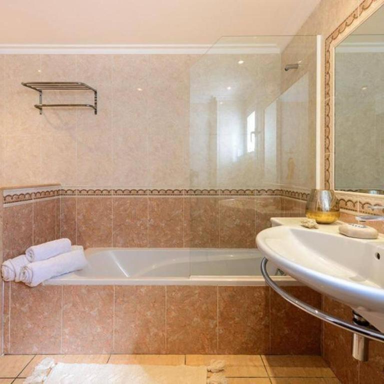 Villa by Ibiza with Pool, Sea Views BBQ - Villa - 13