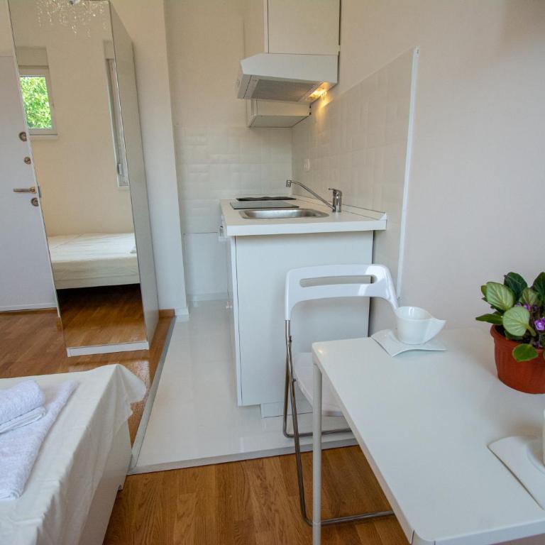 Serene Bulbuder Suite - Apartman sa Pogledom na Grad - 11