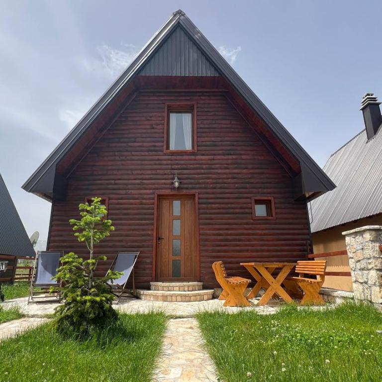 Sweet Home - Two-Bedroom House - 19