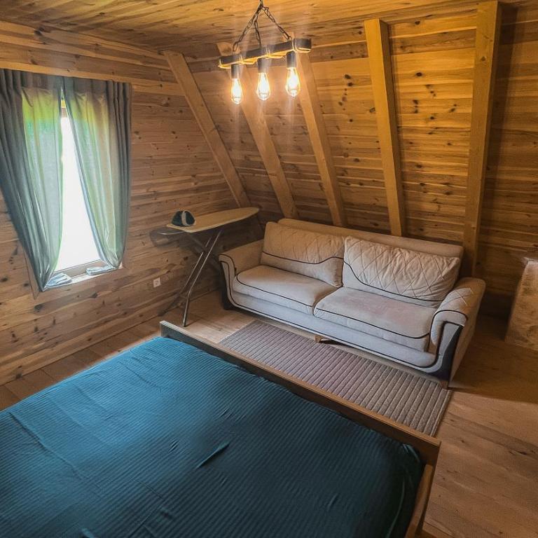 Sweet Home - Two-Bedroom House - 36