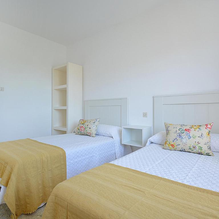 Apartamento en Playa de A Lanzada - Three-Bedroom Apartment - 1