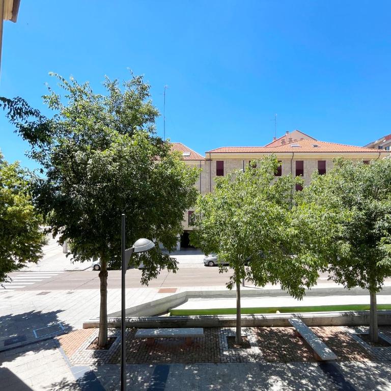 VUT Plaza Fontana - Apartamento de 3 dormitorios con vistas al parque - 38