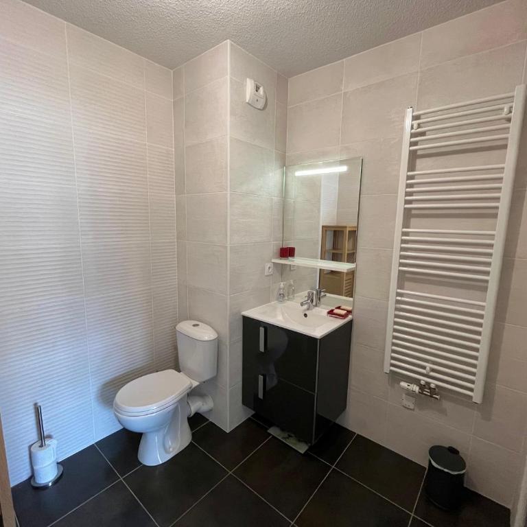 Appartement T4 avec Terrasse, Piscine et Proche Dune du Pyla - FR-1-319-154 - Apartment (6 Adults) - 12