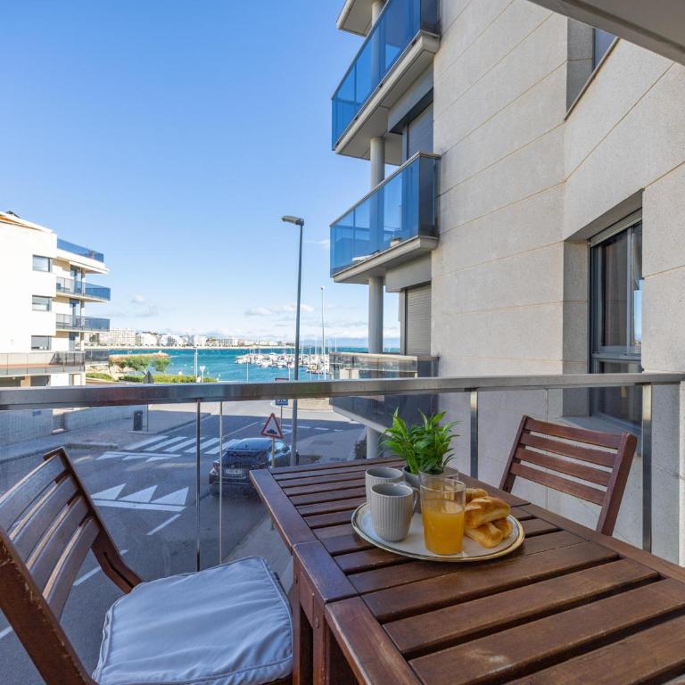 Apartamento cerca de la playa con vista y piscina - ES-325-5 - Apartment - 13