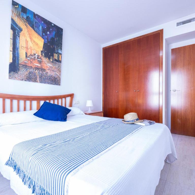 Apartamento cerca de la playa con vista y piscina - ES-325-5 - Apartment - 27