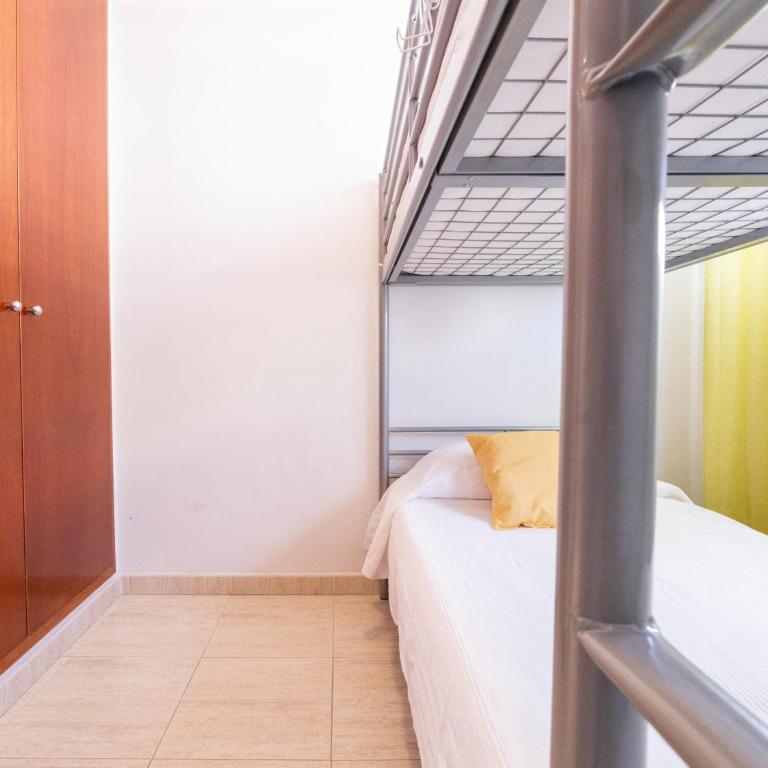 Apartamento cerca de la playa con vista y piscina - ES-325-5 - Apartment - 33