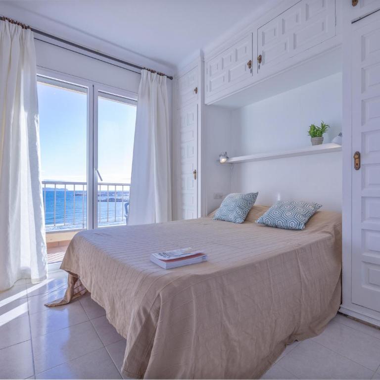Apartamento renovado con terraza vistas al mar en L'Escala - ES-325-24 - Apartment - 22