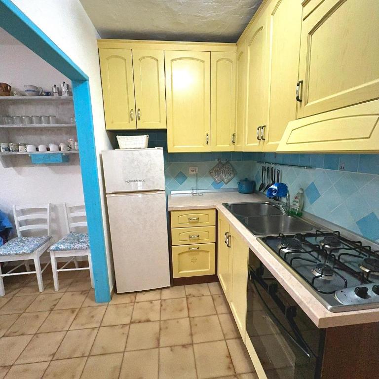 Villa Franziscu - Three-Bedroom Vacation Home - 4