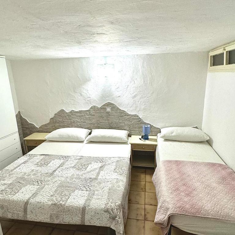 Villa Franziscu - Three-Bedroom Vacation Home - 10