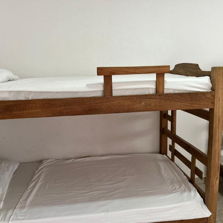 Hospedaje Las Palmas apto 203 - Two-Bedroom Apartment - 5