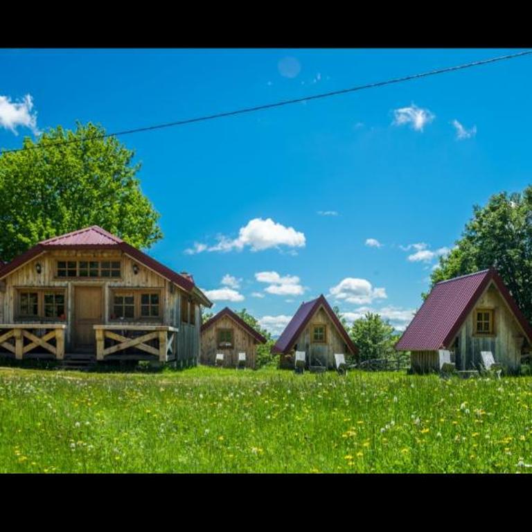 Maple bungalows - Dvokrevetna Soba sa Bračnim Krevetom i Pogledom na Planinu - 1