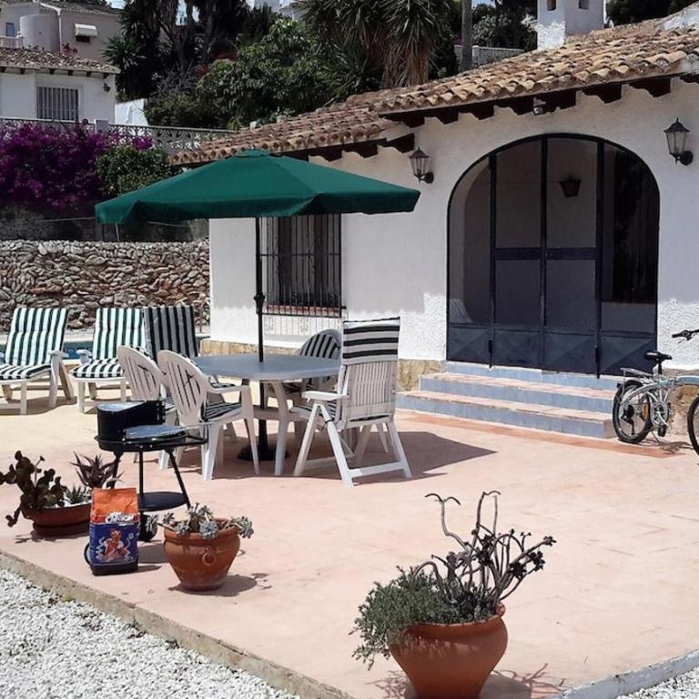Villa Casa Nuestra - Three-Bedroom Villa - 2