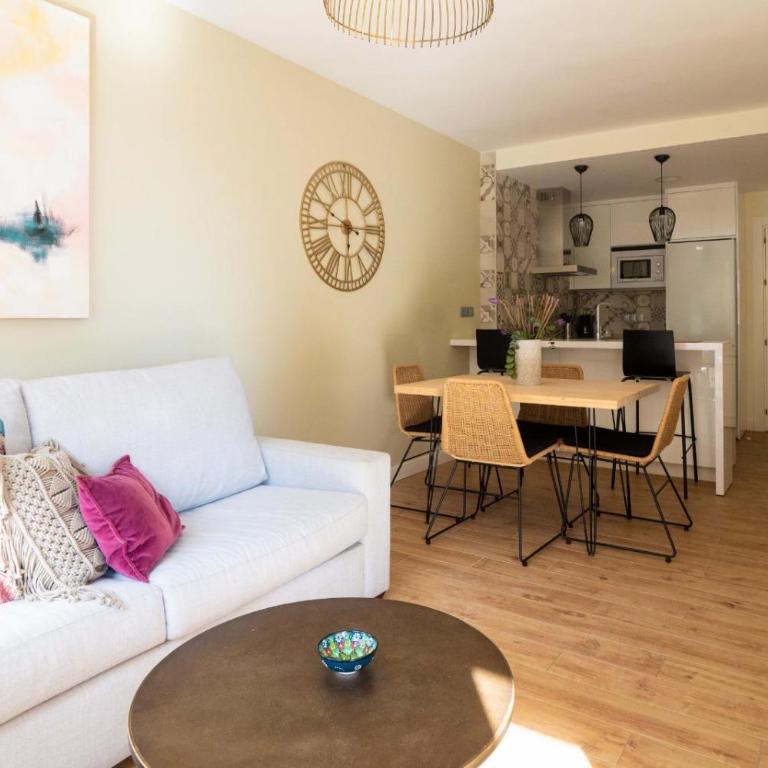 Apartamento 1ª Linea de Playa en Fuengirola - One-Bedroom Apartment - 1