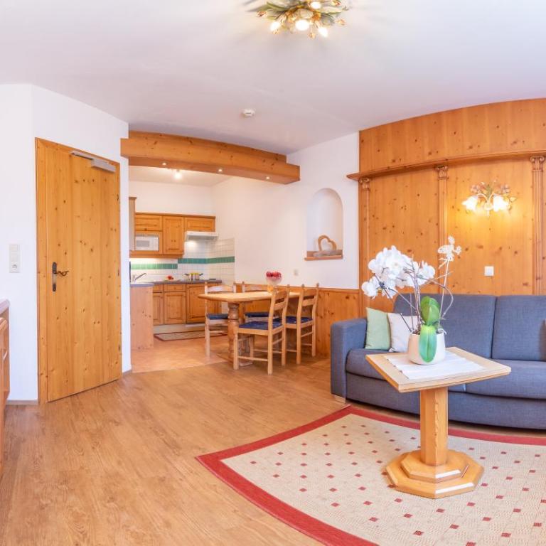 Pension am Rain - Apartment mit 1 Schlafzimmer und Balkon - 1