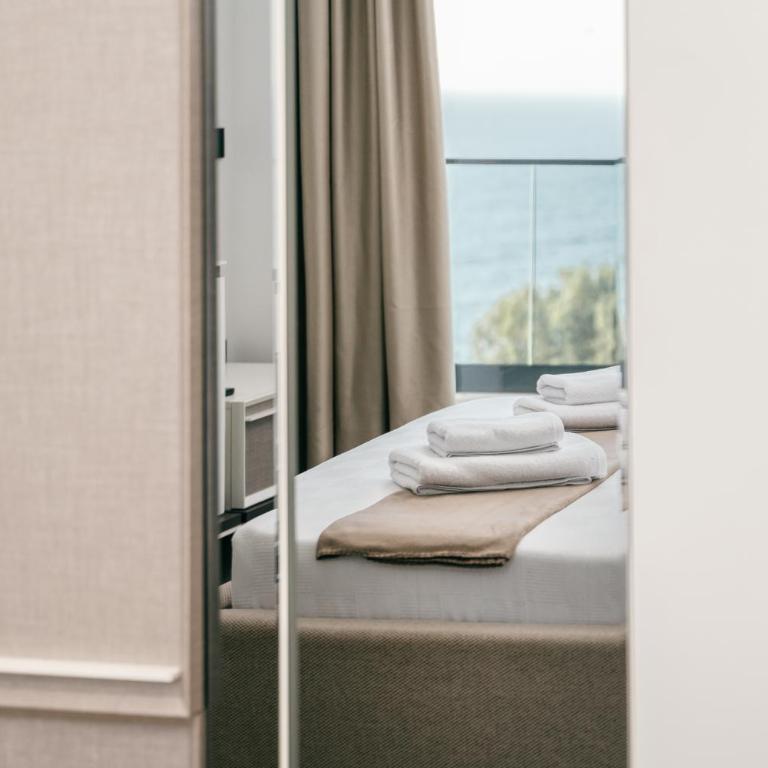 Omena Luxury Villas - Three-Bedroom Villa - 36