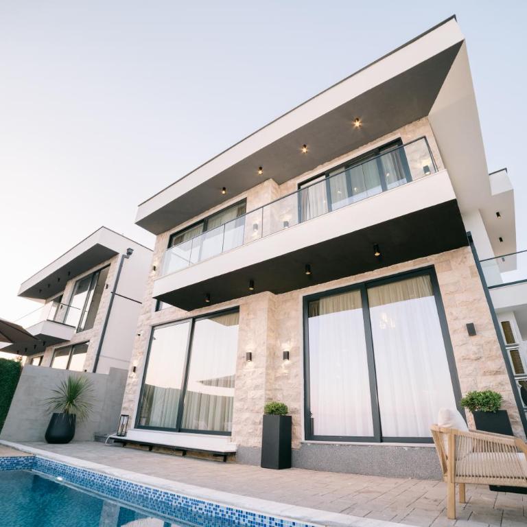 Omena Luxury Villas - Three-Bedroom Villa - 19