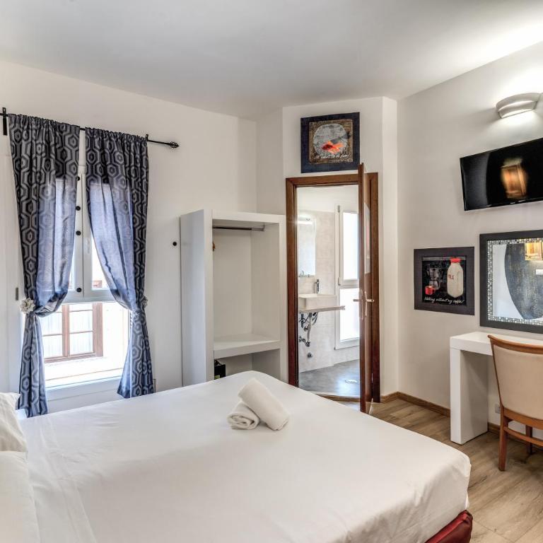 Hotel Santa Prassede - Camera Matrimoniale/Doppia con Letti Singoli - 18