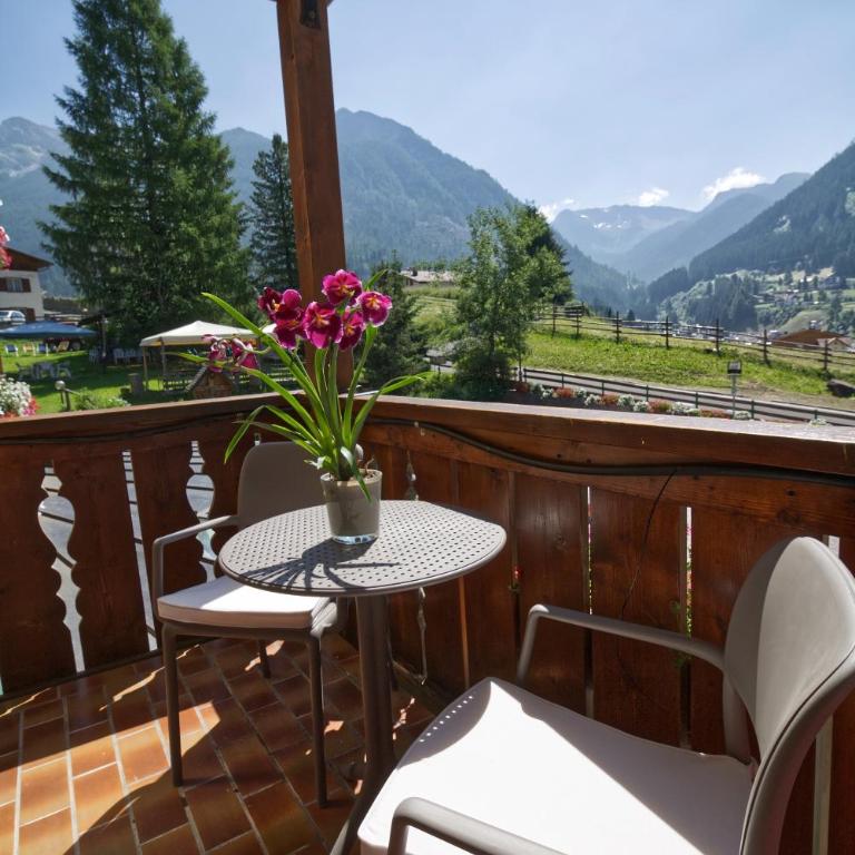 Hotel Patrizia Dolomites Glamour - Camera Matrimoniale Comfort - 3