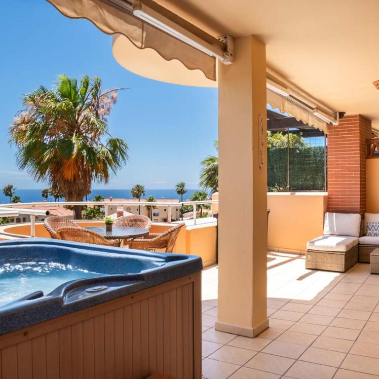 Malibu Mansions by the beach by ALFRESCO STAYS - Apartamento Superior - 1