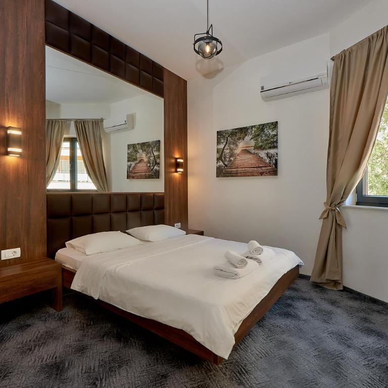 BigMontenegro Dreams - Two-Bedroom Apartment with Pool View - 14