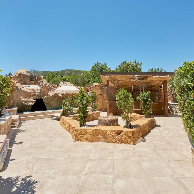 BigMontenegro Dreams - Two-Bedroom Apartment with Pool View - 25