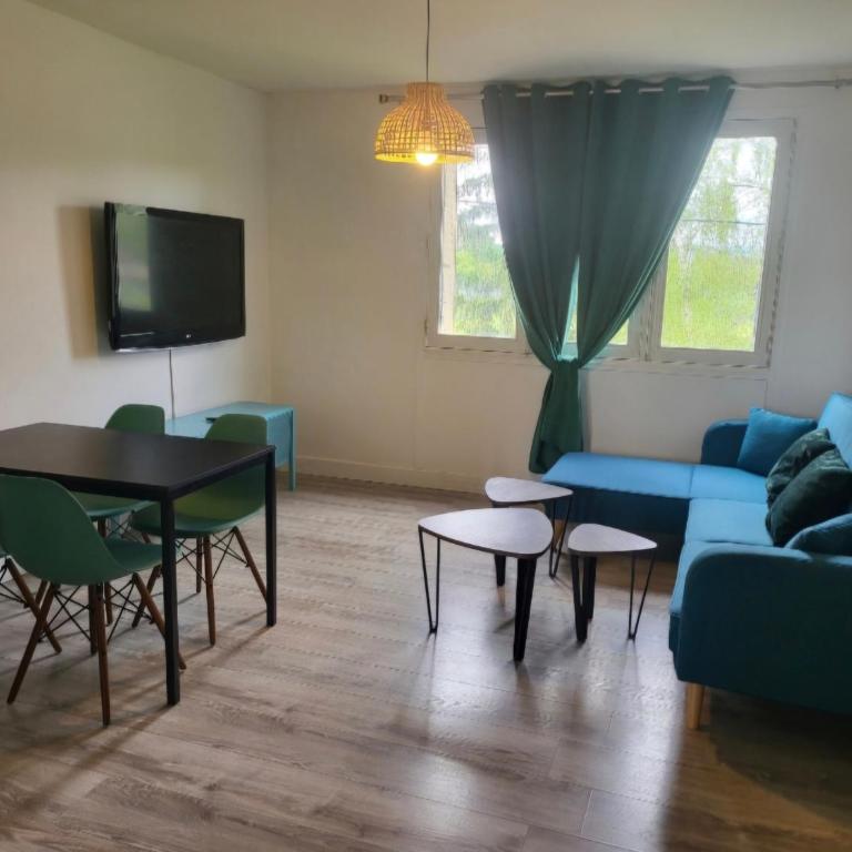 Le Temps d'un Séjour Clermont-Ferrand F3 2 chambres 1 chambre avec 1 lit simple et 1 chambre avec 2 lits doubles et 1 Garage - Appartement 2 Chambres - 1
