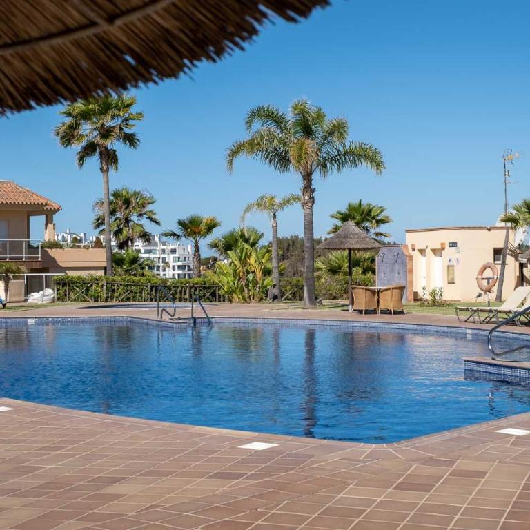 Malibu Mansions by the beach by ALFRESCO STAYS - Apartamento Deluxe - 4