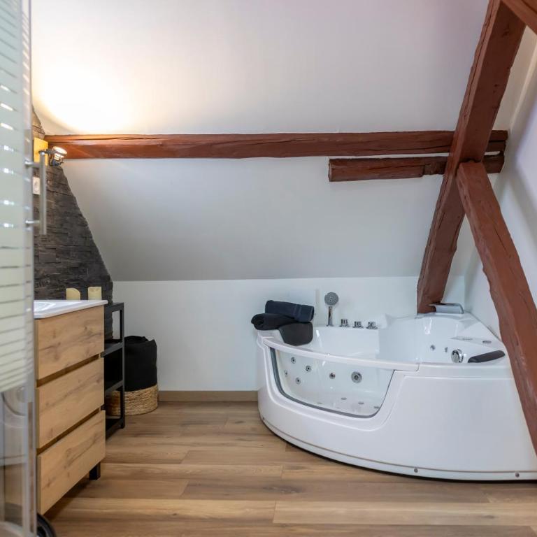 Superbe T2 jacuzzi hammam #4 - Appartement 1 Chambre - 16
