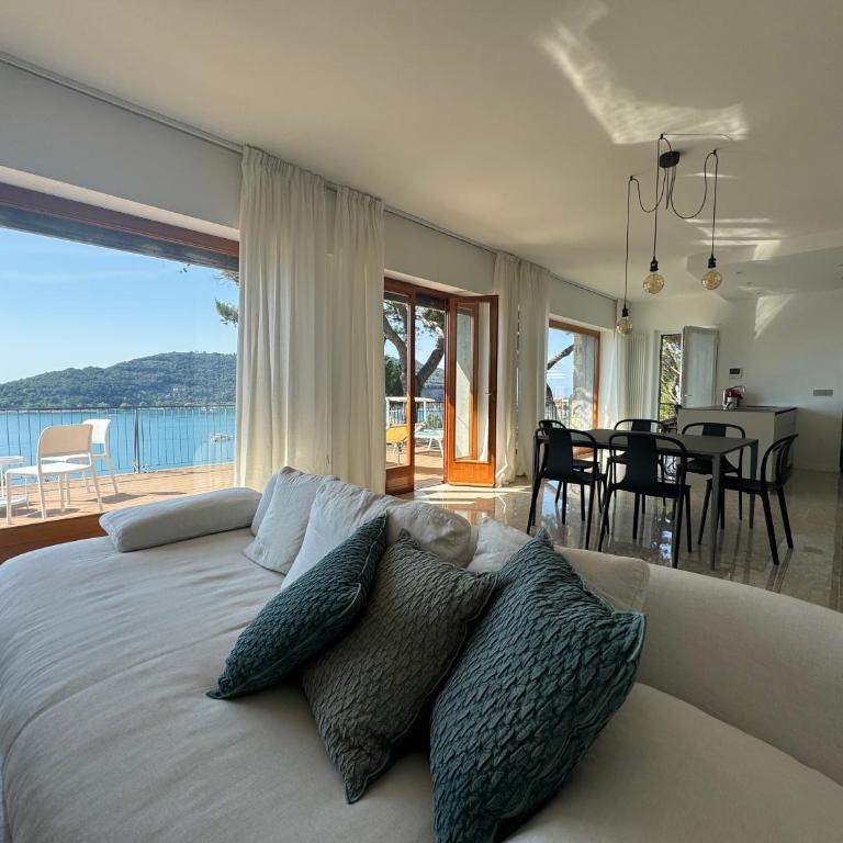 Exclusive designer apartment Facing Palmaria Island Spacious scenic terrace Bright Modern Interiors Fully equipped kitchen Air conditioning Private parking Up to 6 guests - Casa Vacanze - 41