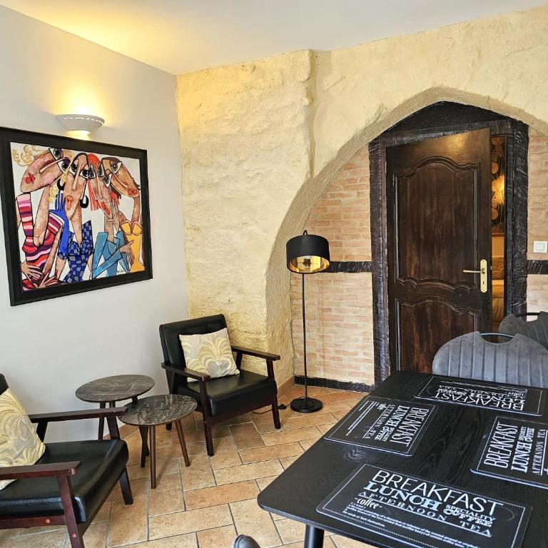 La Villa des Consuls - Gîte de tourisme de charme - Appartement avec Terrasse (Rez-de-Chaussée) - 8