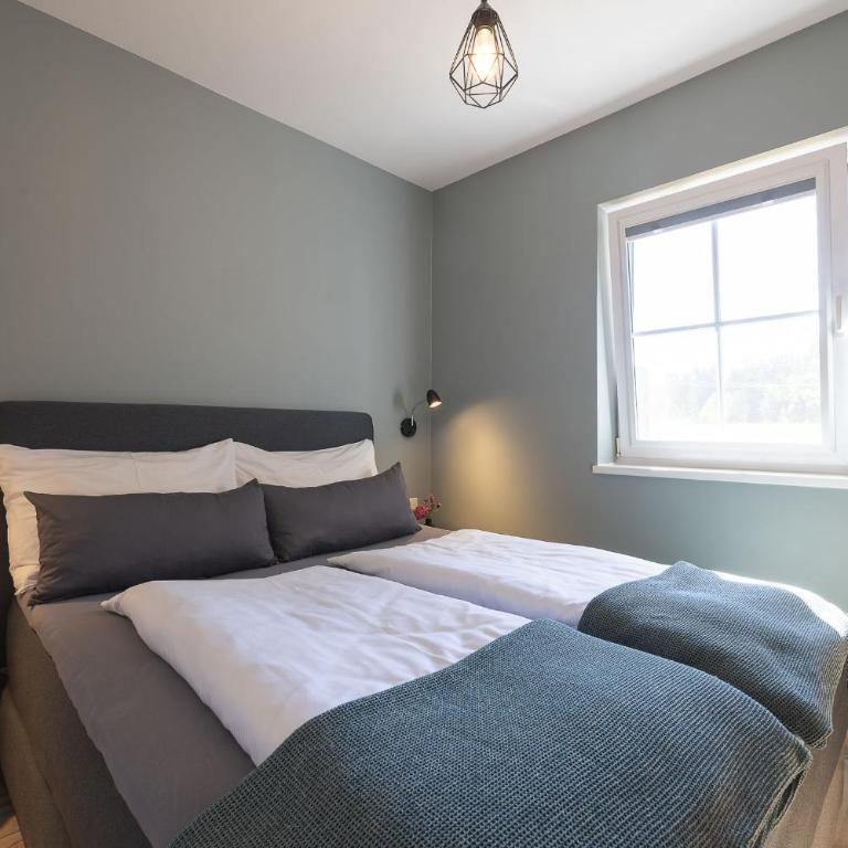 Feriendorf Wallenburg - Apartment mit 1 Schlafzimmer, Balkon und Bergblick - 6