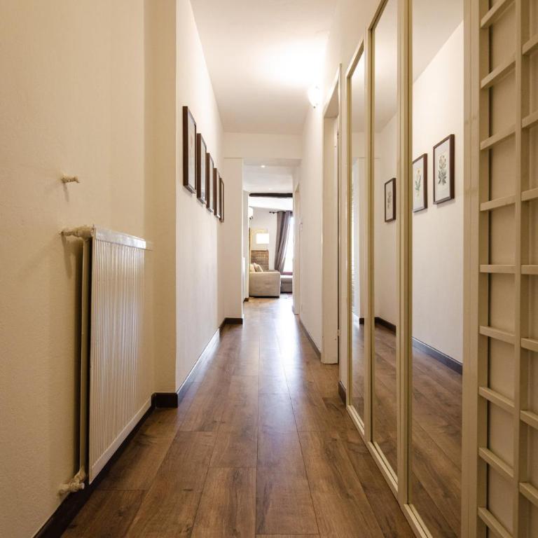 Casa Zamboni - Two-Bedroom Apartment - 2