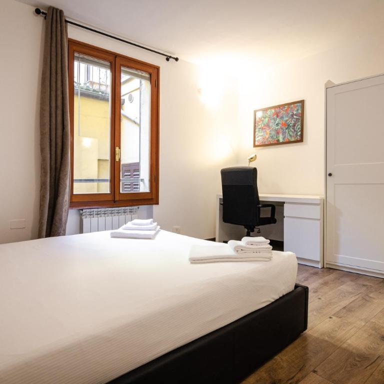 Casa Zamboni - Two-Bedroom Apartment - 4