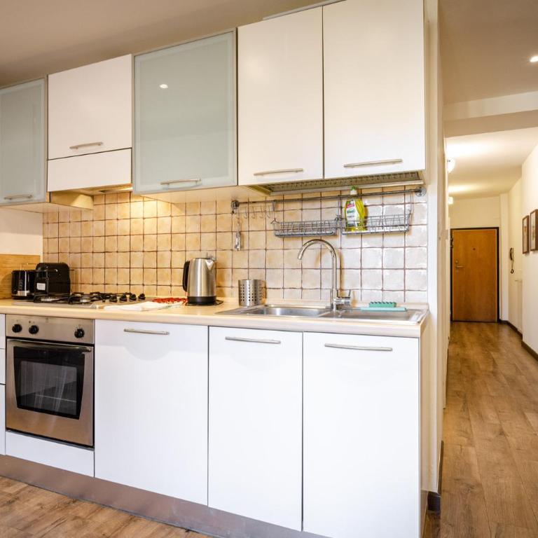 Casa Zamboni - Two-Bedroom Apartment - 16