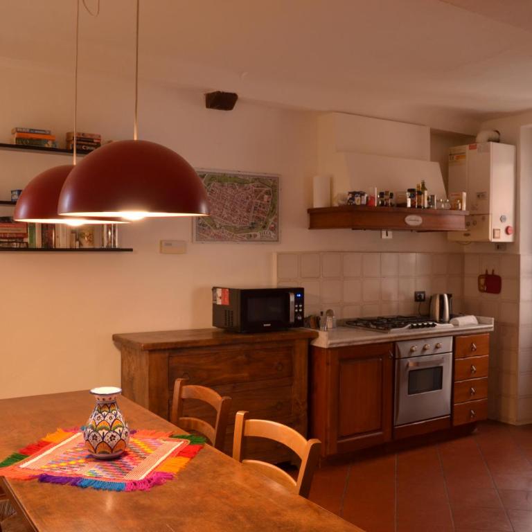 Domus Lucca - Appartamento con 2 Camere da Letto - 7