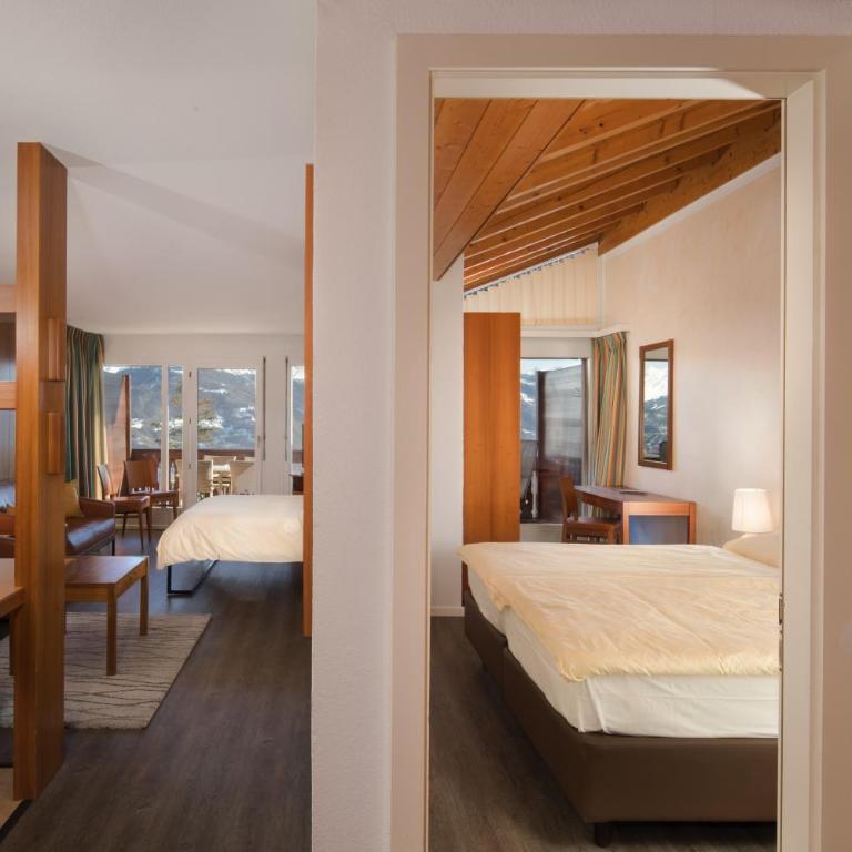Hotel Helvetia Intergolf - Suite Familiale (2 Adultes + 2 Enfants) avec Balcon - Vue sur Montagnes - 6