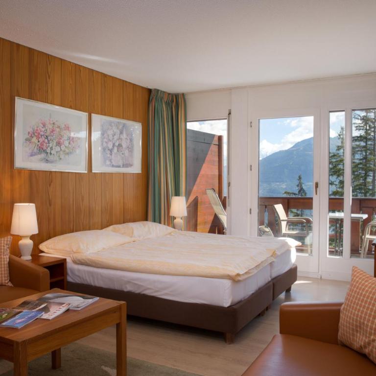 Hotel Helvetia Intergolf - Chambre Familiale (2 Adultes + 1 Enfant) avec Balcon - Vue sur Montagne - 2