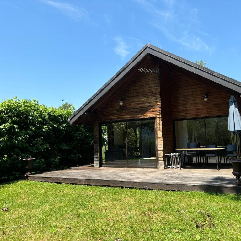 Chalet les pieds dans l'eau Lac Aiguebelette - Chalet 2 Chambres - 1