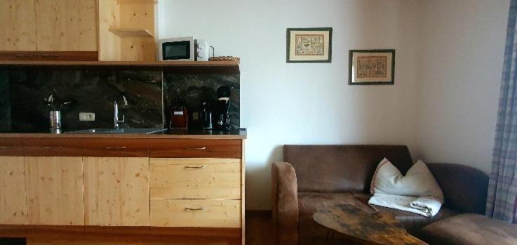 Gästehaus Watzmannblick - Doppelzimmer mit Balkon - 6