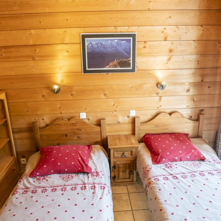 Chalet spacieux à Châtel - 3 chambres, 9 personnes, parking dispo - FR-1-676-124 - Appartement - 12