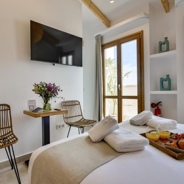 MIMAR ALTEA ROOMS - Recomendado para adultos - Habitación con cama grande y vistas al mar - 4