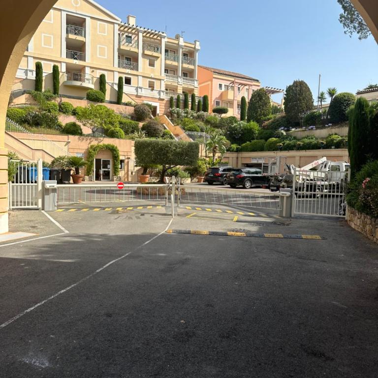 Villa Francia Résidence piscine tennis à 500m des plages de Cannes - Appartement 1 Chambre - 8