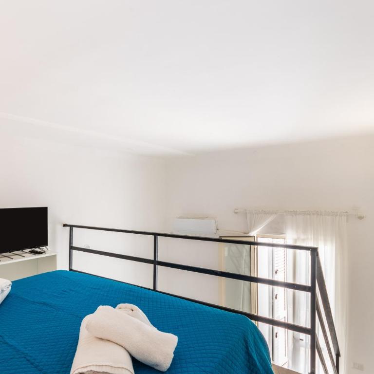 Fronte Mare Apartments & City Views - One-Bedroom Apartment with Sea View - 27